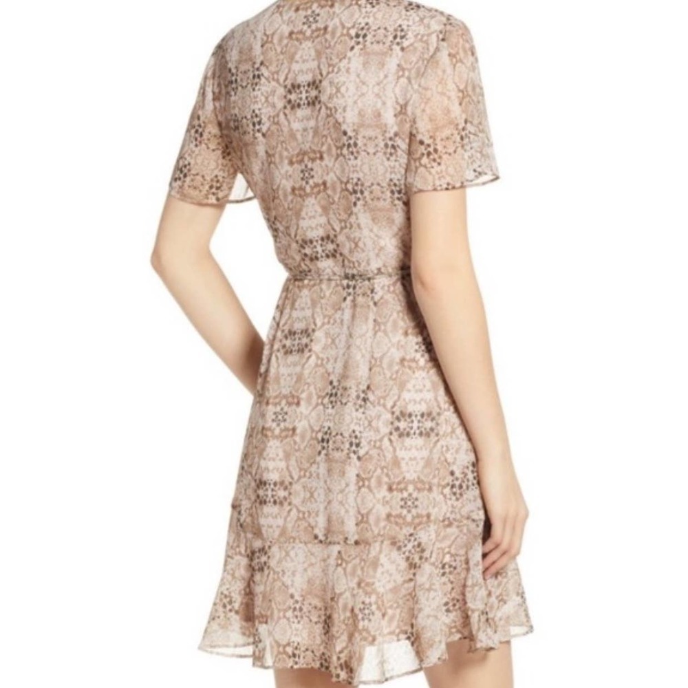 All in Favor ISABELLA Neutral Beige Snakeskin Short Sleeve Wrap Dress XL NWT - Picture 2 of 14